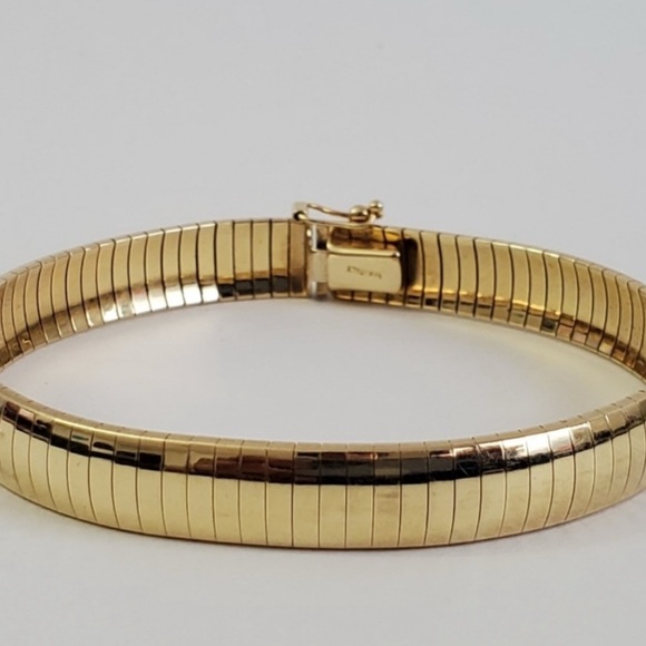 Heavy 14K Gold Omega Herringbone Snake Style Bangle Bracelet - Picture 4 of 13